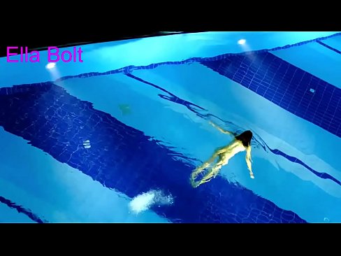 ❤️ No puc parar de mirar-la, jove rossa presa nedant nua a la piscina del complex ELLA BOLT ☑ Putes al ca.osagoassist.ru ❌