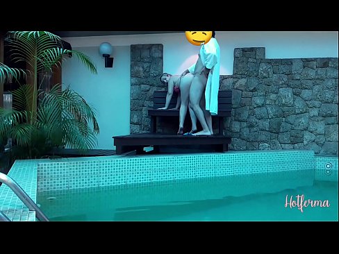 ❤️ El cap convida la criada a la piscina, però no va poder resistir-se a una calor ☑ Putes al ca.osagoassist.ru ❌